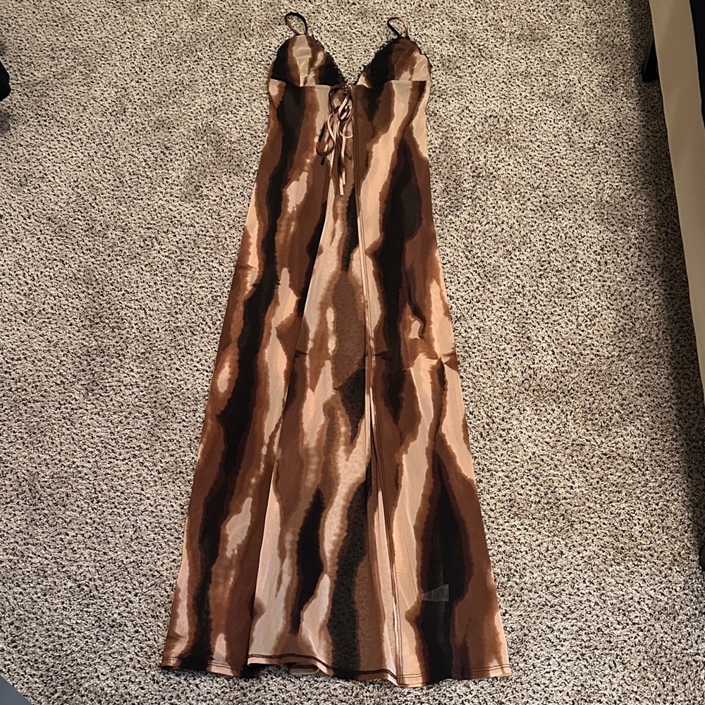 Kimcine Brown and Tan Strappy Maxi Dress